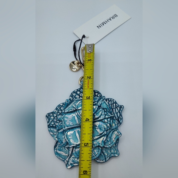 BRAHMIN 3D Magnolia Leather Keychain Charm Arctic Blue Melbourne New With Tags - Picture 6 of 7
